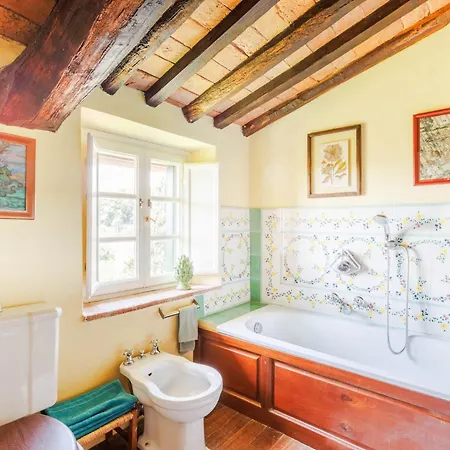 Morello Villa Lucca